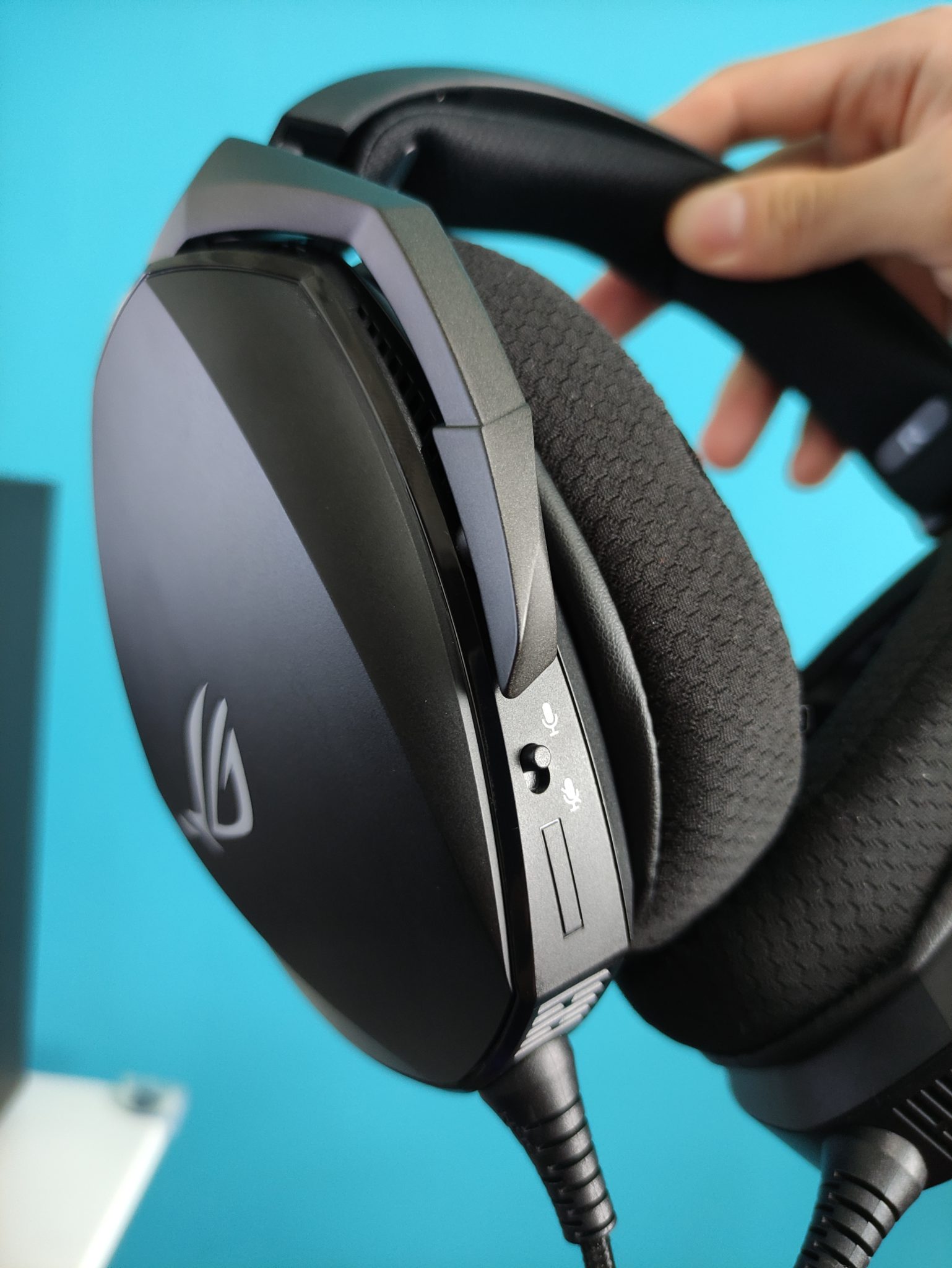 ASUS ROG Theta Electret Wired Gaming Headphones Review - Einfoldtech