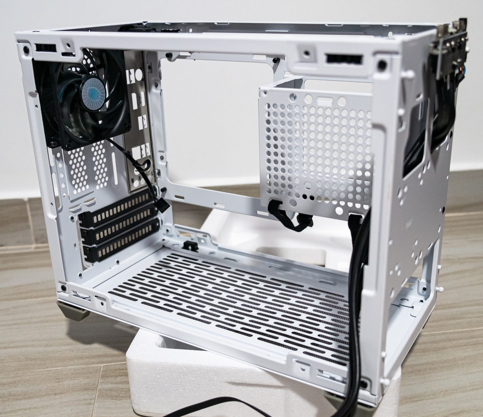 Cooler Master MasterBox NR200 Review Einfoldtech