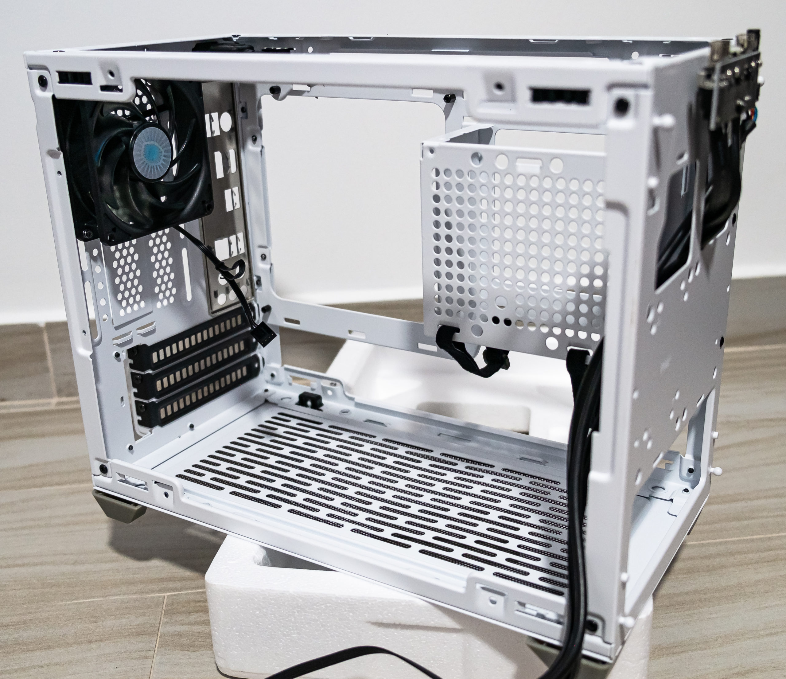 Cooler Master MasterBox NR200 Review Einfoldtech